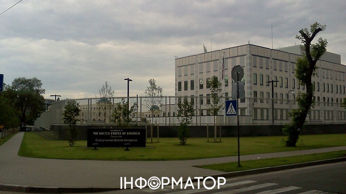 МЗС спростувало інформацію про евакуацію іноземних посольств із Києва