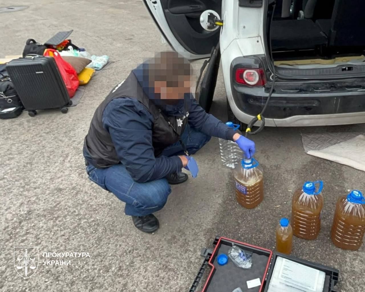 Ліквідовано нарколабораторії з виробництва метадону й амфетаміну, фото: Офіс генерального прокурора