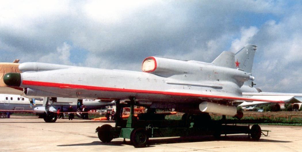 Российский беспилотник Ту-300 "Коршун",