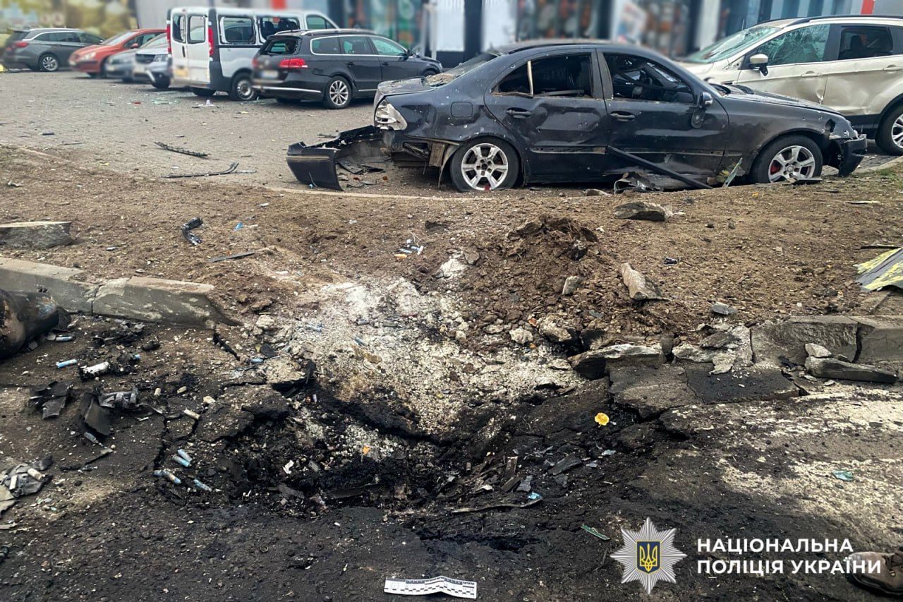 Последствия вражеской атаки по Ровенщине, фото: Национальная полиция Украины
