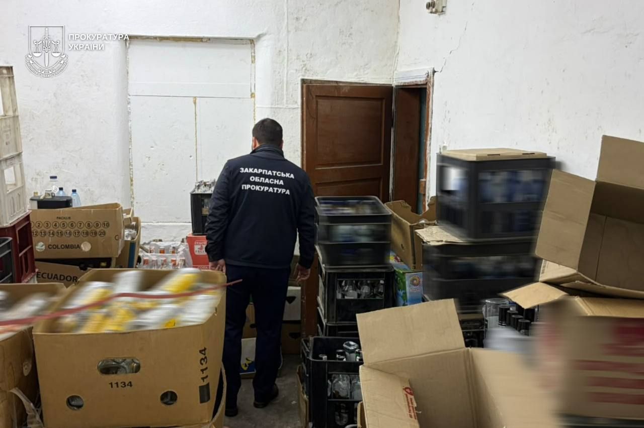 Збували алкоголь переважно через сільські магазини Закарпаття Фальсифікат