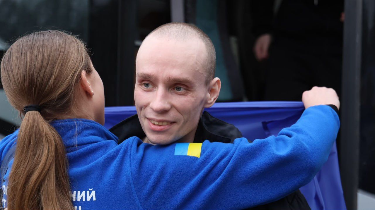 Серед звільнених з полону 38 офіцерів Серед звільнених з полону 38 офіцерів