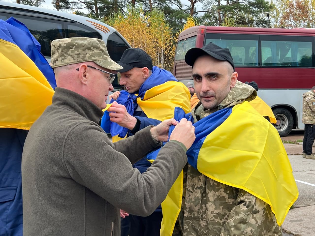США та ОАЕ відіграли значну роль в обміні полоненими США та ОАЕ відіграли значну роль в обміні полоненими