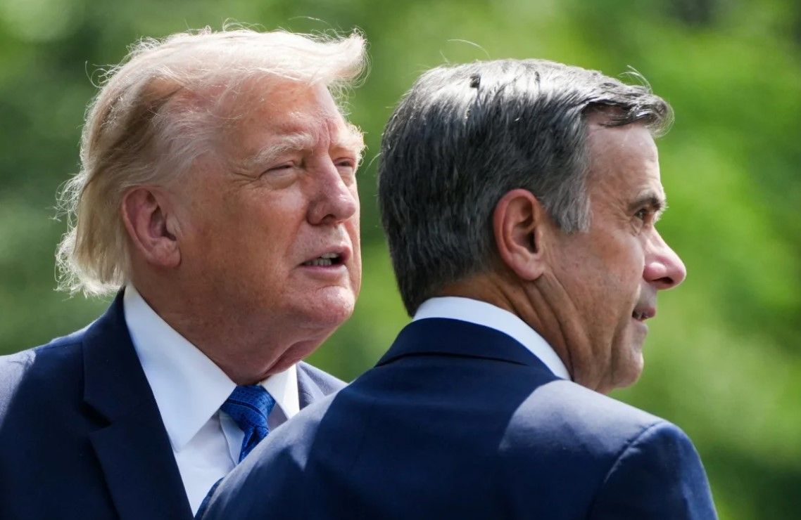 Глава ЦРУ Ретклифф выполнит решение Трампа о прекращении разведпомощи Украине. Глава ЦРУ Ретклифф выполнит решение Трампа о прекращении разведпомощи Украине.