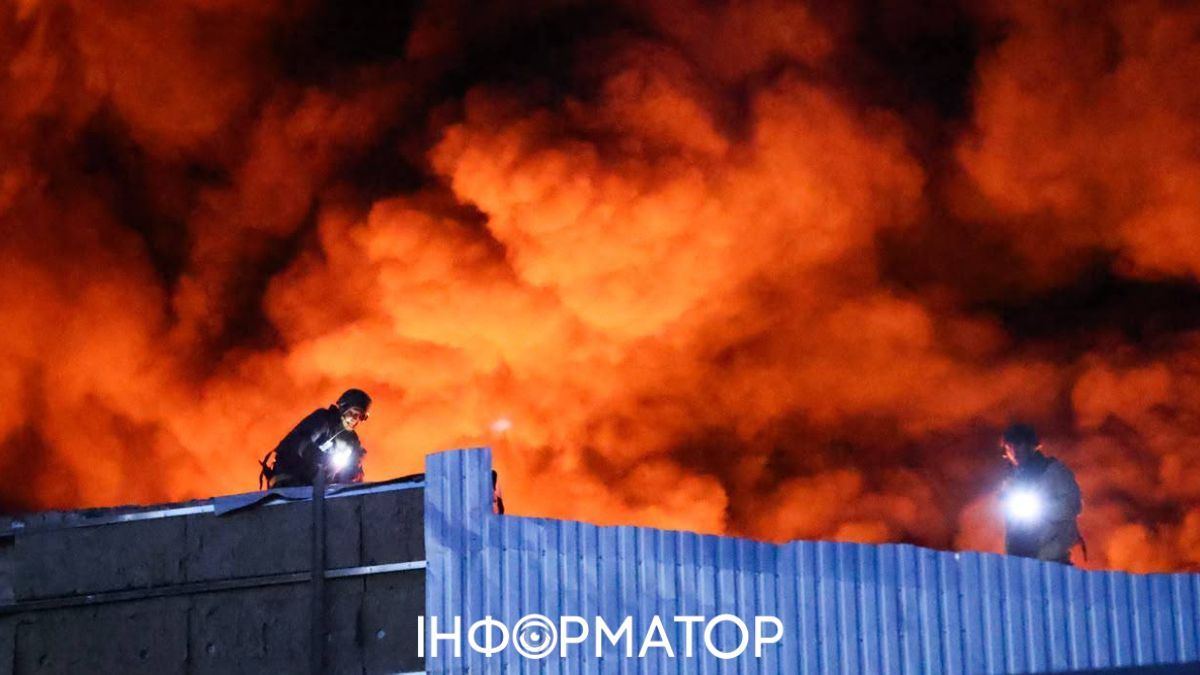 Российские ракеты уничтожили последний строительный ТЦ Эпицентр в Харькове