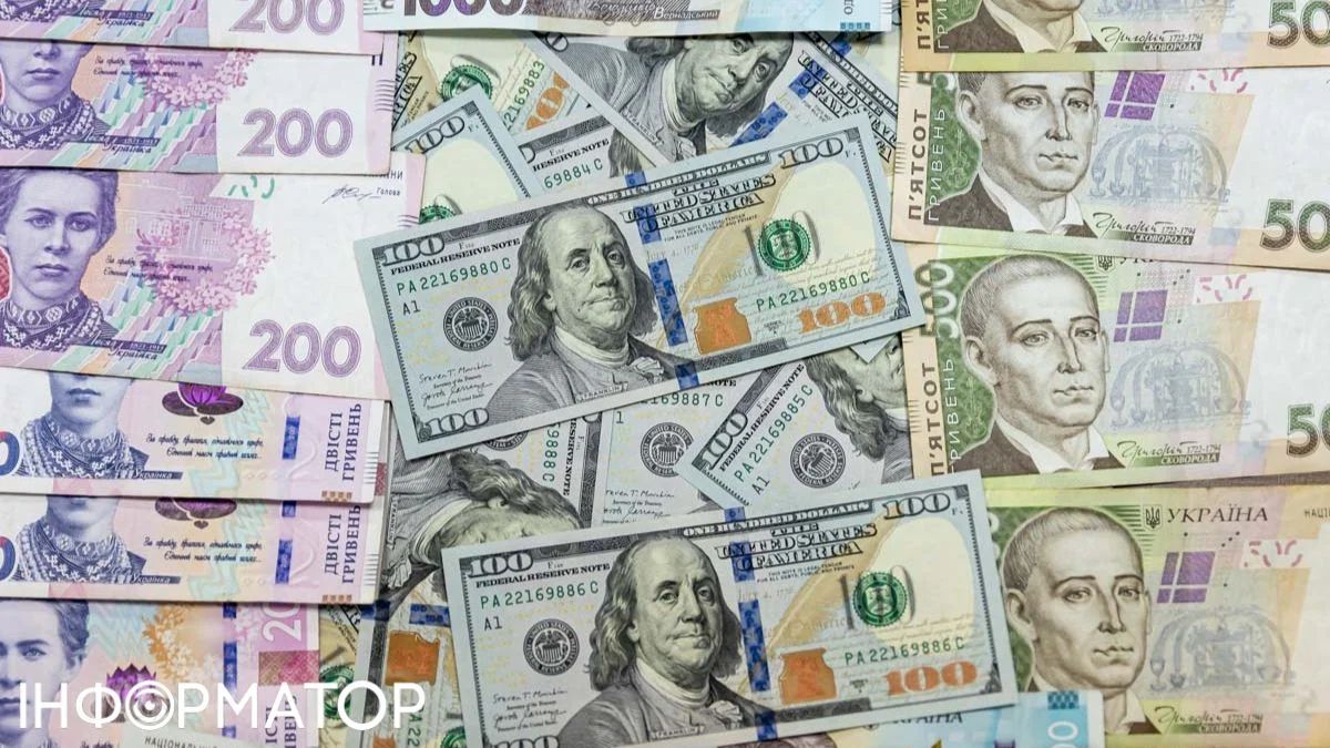 Як тривоги та відключення світла вплинуть на курс гривні в листопаді - прогноз банкіра