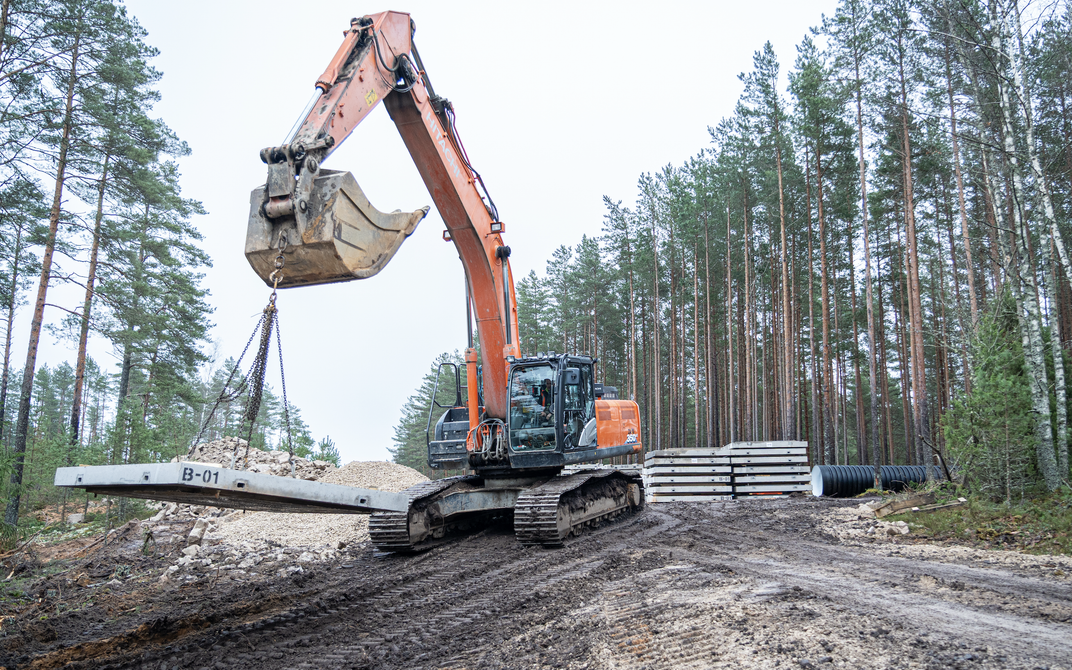 В Естонії готують до будівництва перші захисні бункери на південному сході країни. Фото: RKIK / Hendrik Tali В Естонії готують до будівництва перші захисні бункери на південному сході країни. Фото: RKIK / Hendrik Tali