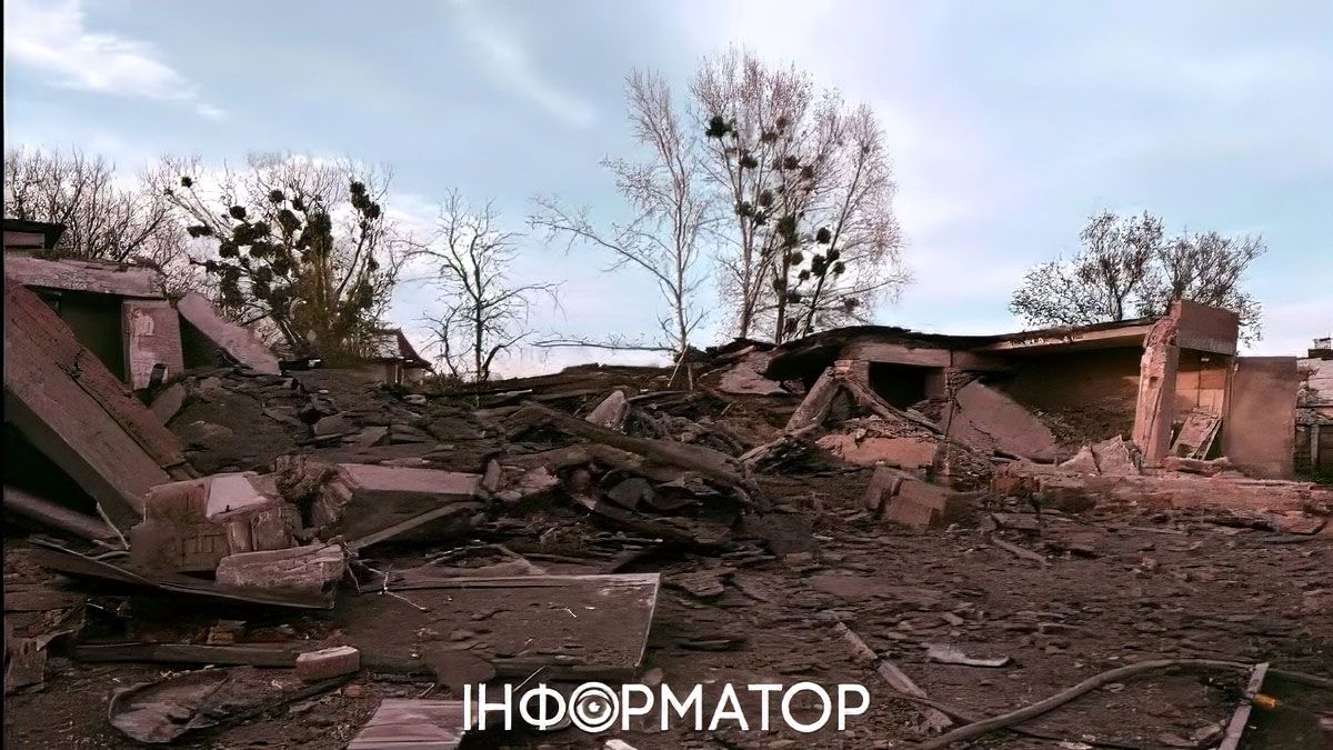 Россия ударила КАБом по многоэтажке в Изюме – уже известно о 13 пострадавших