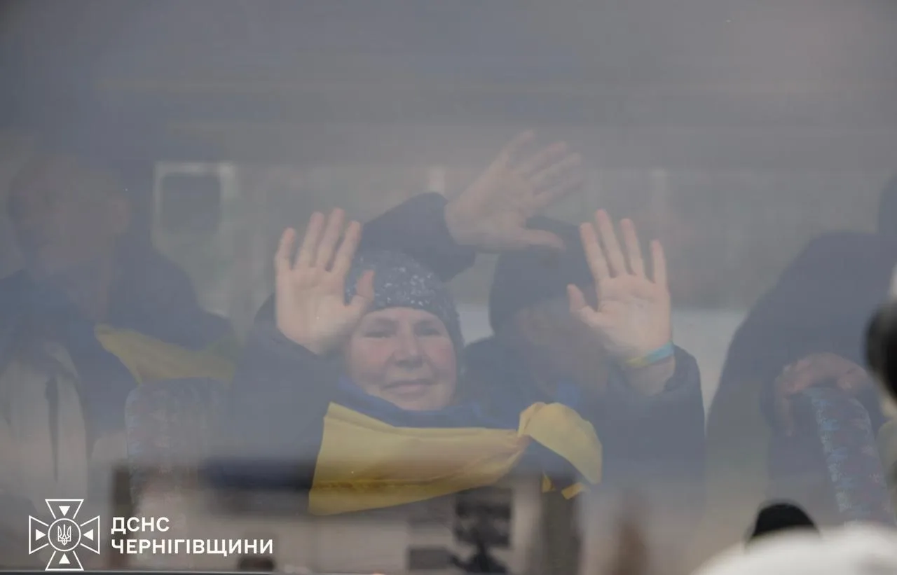 Мелания Трамп прокомментировала завершение гуманитарной миссии в Олешках 1