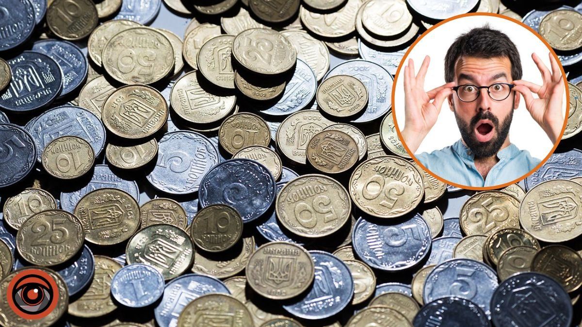 У Дніпрі з'явилися загадкові зображення військових з QR-кодами: що відомо