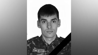 В больнице ушел из жизни старший солдат из Днепропетровской области Андрей Профатилов