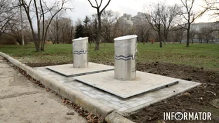 У Дніпрі міськрада закупила та встановила на Червоному Камені підземні баки за ціною автівки