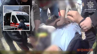 Ракетная атака по Днепру 14 апреля: патрульные показали первые минуты после удара с бодикамер