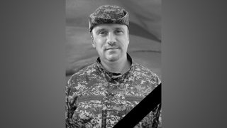 Без отца осталась дочь: в Каменском провели в последний путь Защитника Владимира Усольцева