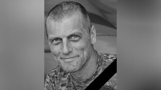 Поліг за Україну: у Кам’янському провели в останню путь Захисника Дениса Щеку