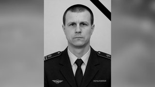 Керував потягом до останнього, щоб жили інші: провели в останню путь машиніста поїзда "Дніпро – Одеса" Івана Шевчика, якого вбив ворожий дрон