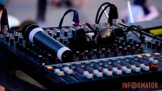 Пісні, що пробуджують емоції: 10 треків, які підкорили українські чарти цього тижня