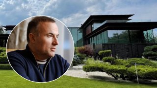 Суд повернув Фуксу маєток за 213 мільйонів - прокурори самі попросили