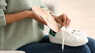Як обрати ортопедичні устілки: корисні поради