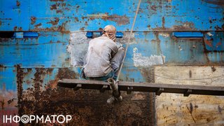 Більш ніж удвічі: Держслужба зайнятості назвала кількість іноземних працівників в Україні до 2022 року і зараз