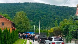Джипери бунтували в Яремче - хочуть вільно гасати горами