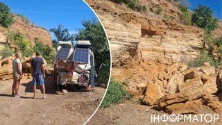 В Одесі обвалився схил — чоловіка засипало камінням