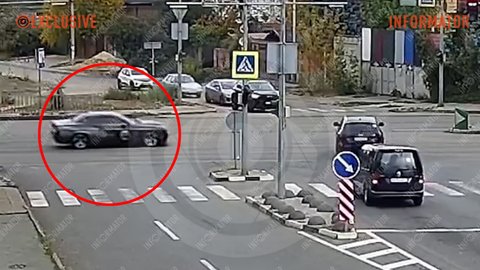 Видео момента: в Днепре на Запорожском шоссе Dodge влетел в Audi