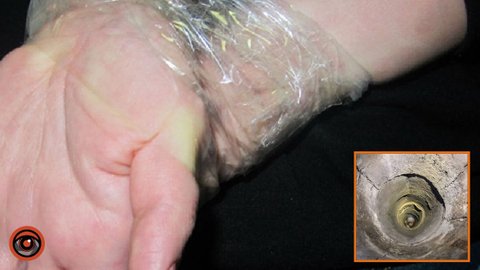 Заклав між рук вибухівку: у Дніпропетровській області чоловік зв’язав скотчем та скинув у колодязь знайомого