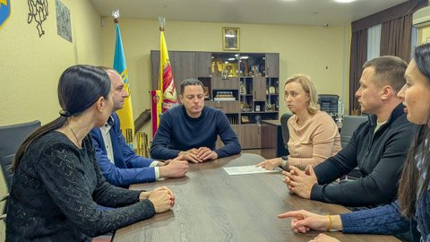 «Копилка здоровья»: мэр Каменского провел встречу по проекту, который должен охватить около 600 детей