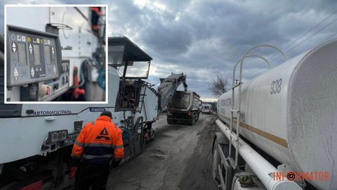 Працюють 8 ремонтних бригад: у Дніпропетровській області відновлюють розбиті дороги