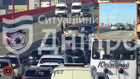 У Дніпрі на Новому мосту ускладнений рух: деталі