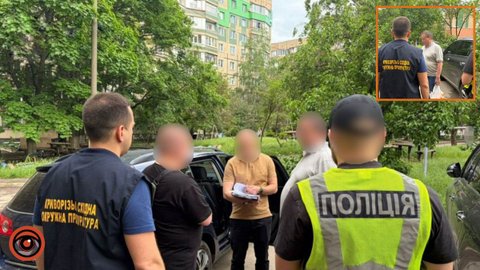 У Кривому Розі чоловік ввозив автівки начебто для ЗСУ та продавав їх: справу скерували до суду