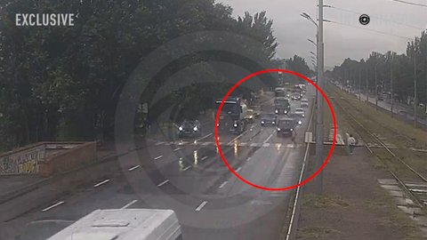 Відлетів на декілька метрів: у Дніпрі на Донецькому шосе Fiat збив 28-річного пішохода на переході