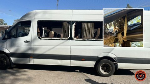 FPV-дрон влучив у дах, загинули 5 людей: поліція оприлюднила деталі атаки на автобус, який рухався трасою в бік Дніпра