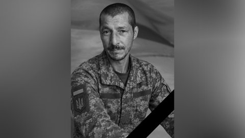 У Кам'янському попрощалися з Володимиром Мацигановим, який поліг в бою у Сумській області понад рік тому