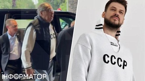 Лавров прибыл на Аляску: красуется в худи с надписью «СССР»