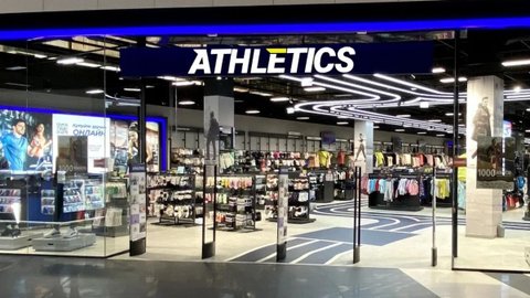 Сеть магазинов Athletics заявила о выходе с рынка: объявлены страшные скидки