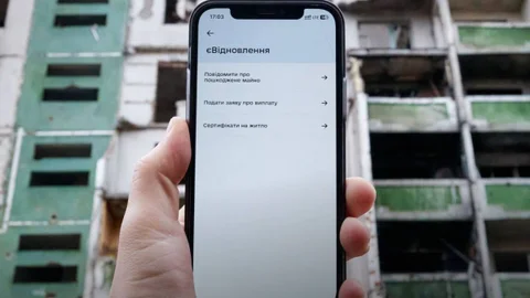 Постраждалі від російських обстрілів можуть отримати допомогу через Дію