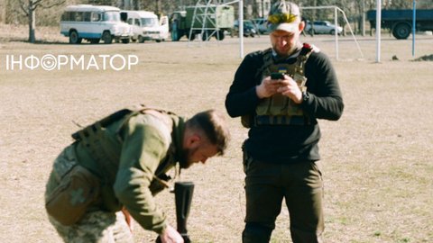 ТЦК не мають права вилучати мобільний телефон у мобілізованих - юрист надав важливу пораду