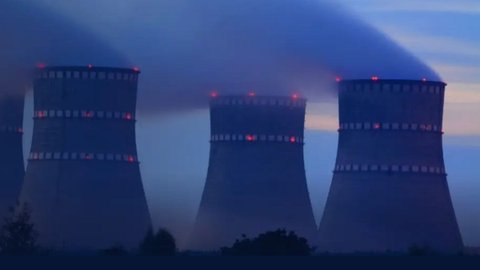 Українські АЕС зменшили потужність після російського обстрілу