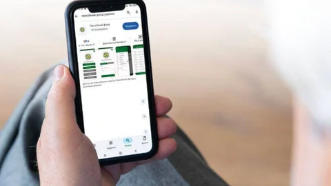 Щоб не втратити пенсію в новому році, пройдіть ідентифікацію за допомогою Дія.Підпис через мобільний застосунок ПФУ