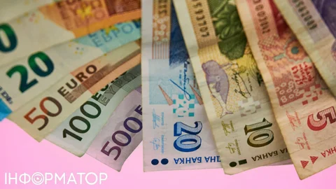 З 1 січня Болгарія перейде на євро: що робити з левами