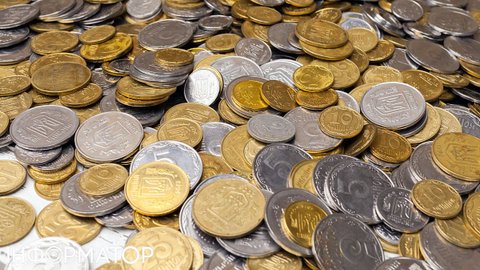 Перевірте кишені та копилки: деякі українські монети можна продати за десятки тисяч гривень