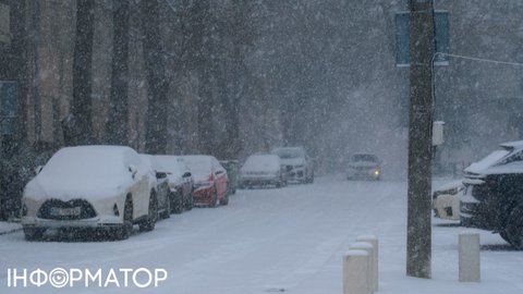 Нафта дешевшає: прогноз цін на АЗС України