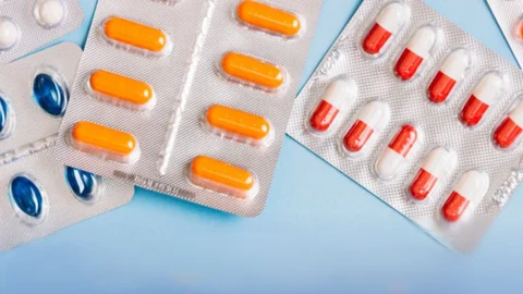 Українцям допоможуть обрати найдешевший варіант потрібних ліків - рішення уряду