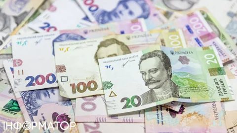 Ці українці отримають у квітні додаткові 1500 грн на картку: повний перелік від Пенсійного фонду