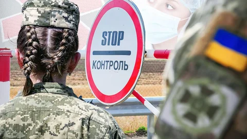 В Харькове женщин массово записали уклонистками: скандал с ТЦК набирает обороты