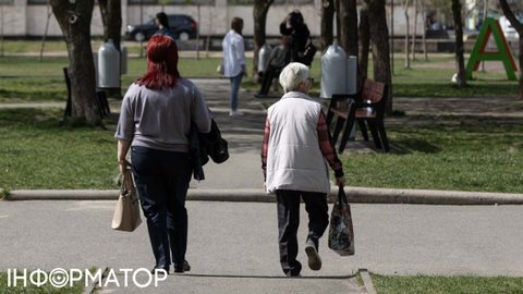 З 1 квітня 2026 року деяким пенсіонерам перерахують пенсії