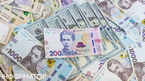 Курс гривні у травні: фінансист дає прогноз