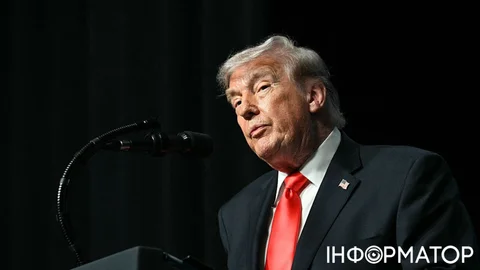 Трамп зупинив операцію зі звільнення кораблів, які застрягли в Ормузькій протоці